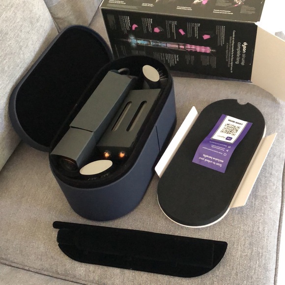 New in Box.Dyson airwrap complete long. - Picture 10 of 10